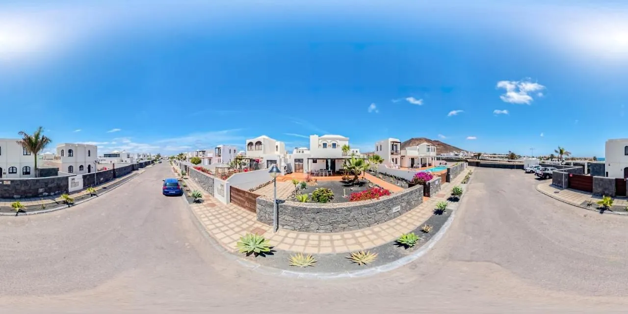 Villa Alba Deluxe & Spa Pool بلايا بلانكا